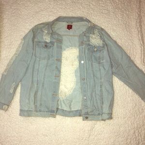 Distressed jean jacket SIZE: XL